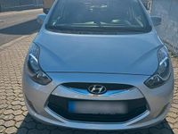 Gebraucht Hyundai ix20 125 PS (91 kW) 2014 Silber Kleinwagen