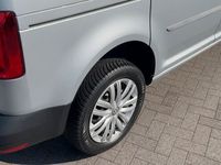 gebraucht VW Caddy 2.0 TDI Allrad + Anhängerkupplung + Navi + BJ 2018