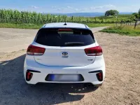 Gebraucht Kia Rio GT-Line 120 PS (88 kW) 2018 Weiß Limousine