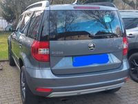 gebraucht Skoda Yeti 1.2 TSI DSG Drive *DSG*SH *Navi*Xenon*...