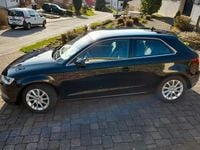 Gebraucht Audi A3 Attraction 125 PS (91 kW) 2016 Schwarz Limousine