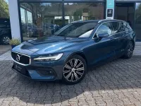 Gebraucht Volvo V60 Momentum 150 PS (110 kW) 2018 Denim blue / metallic Kombi