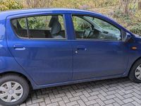 Gebraucht Daihatsu Cuore 70 PS (51 kW) 2009 Blau Kleinwagen