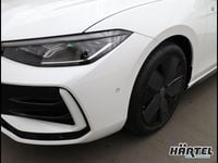 Gebraucht VW Passat Style 150 PS (110 kW) 2024 Oryxweiß perleffekt (weiß) Limousine