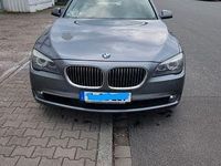 Second-hand BMW 740 306 CP (225 kW) 2012 Argintiu Berlinǎ