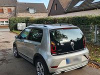 Gebraucht VW cross up! 90 PS (66 kW) 2019 Silber Kleinwagen