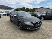Gebraucht Volvo V70 R-Design 179 PS (131 kW) 2013 Grau Kombi