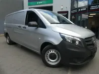 Gebraucht Mercedes Vito 163 PS (119 kW) 2023 Silber (metallic) Van