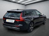 Gebraucht Volvo V60 Plus 197 PS (144 kW) 2024 Schwarz Kombi
