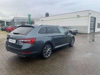 gebraucht Skoda Superb Combi L&K 4x4 DSG