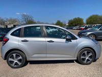 Gebraucht Citroën C3 PureTech 68 PS (50 kW) 2016 Silber Kleinwagen
