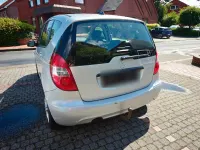 Gebraucht Mercedes A180 110 PS (80 kW) 2011 Silber Kleinwagen