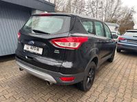 Gebraucht Ford Kuga Titanium 182 PS (133 kW) 2015 Schwarz SUV