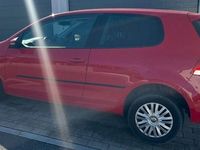 Gebraucht VW Golf VI 105 PS (77 kW) 2011 Rot Kleinwagen