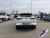 Gebraucht Ford Mustang Mach-E 197 kW (269 PS) 2024 Weiß(metallic) SUV