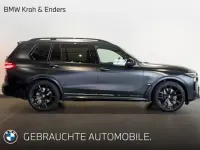 Gebraucht BMW X7 M Sport 530 PS (389 kW) 2023 Schwarz SUV