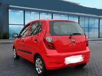 Gebraucht Hyundai i10 Edition 69 PS (50 kW) 2012 Rot Kleinwagen