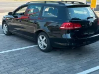 Gebraucht VW Passat 122 PS (89 kW) 2011 Schwarz Kombi
