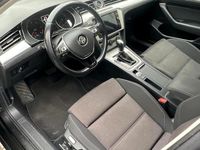Gebraucht VW Passat Business 150 PS (110 kW) 2018 Grau Kombi