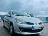 Gebraucht Renault Clio II 60 PS (44 kW) 2007 Silber Kleinwagen