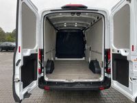 Gebraucht Ford Transit Trend 2023 Weiss Limousine