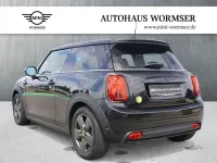 Gebraucht Mini Cooper SE Hatch 135 kW (184 PS) 2022 Midnight black Kleinwagen