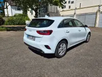 Gebraucht Kia Ceed Vision 160 PS (117 kW) 2021 Weiß Kleinwagen