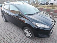 Gebraucht Ford Fiesta Trend 101 PS (74 kW) 2015 Limousine