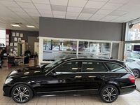 Gebraucht Mercedes E300 231 PS (169 kW) 2011 Schwarz Kombi