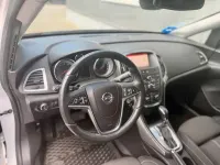 Gebraucht Opel Astra Exklusiv 170 PS (125 kW) 2014 Weiß Kombi