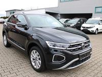 Gebraucht VW T-Roc Style 150 PS (110 kW) 2025 Schwarz SUV