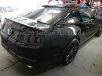 Gebraucht Ford Mustang 305 PS (224 kW) 2014 Schwarz metallic Coupé