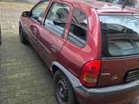 Second-hand Opel Corsa 65 CP (47 kW) 2000 Roșu Break