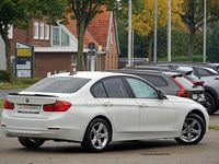 Second-hand BMW 328 245 CP (180 kW) 2014 Alb Berlinǎ