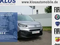Neu Fiat Doblò Comfort 131 PS (96 kW) 2026 Grau Van / Kleinbus