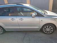 Usado Mazda 5 110 HP (80 kW) 2007 Prateado Monovolume