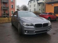 Gebraucht BMW 530 258 PS (189 kW) 2016 Grau Kombi