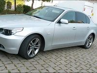Gebraucht BMW 520 170 PS (125 kW) 2004 Silber Limousine