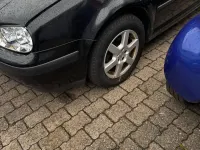 Gebraucht VW Golf IV 74 PS (54 kW) 2003 Schwarz Kleinwagen
