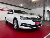 Gebraucht Skoda Superb Ambition 156 PS (114 kW) 2020 Weiß Kombi