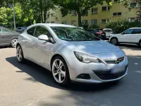 Gebraucht Opel Astra GTC 165 PS (121 kW) 2012 Silber Coupé