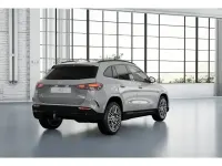 Gebraucht Mercedes GLA250 AMG 224 PS (164 kW) 2025 Grau SUV