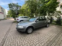 Usata VW Passat 131 CV (96 kW) 2003 Grigio Berlina