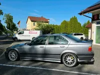 Gebraucht BMW 325 192 PS (141 kW) 1991 Grau Limousine