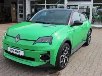 Neu Renault R5 Urban 88 kW (120 PS) 2026 Pop green / schwarzes dach Kleinwagen