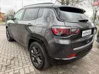 Usado Jeep Compass 180 HP (132 kW) 2022 Cinzento SUV