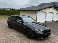 Gebraucht BMW 530e M Sport 292 PS (214 kW) 2023 Schwarz Limousine