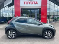 Gebraucht Toyota Aygo X X-plore 72 PS (52 kW) 2022 Grün SUV