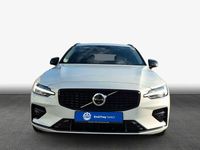 Gebraucht Volvo V60 Plus 197 PS (144 kW) 2025 Weiß Kombi