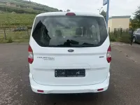 Gebraucht Ford Tourneo Courier Trend 101 PS (74 kW) 2017 Weiß Van / Kleinbus